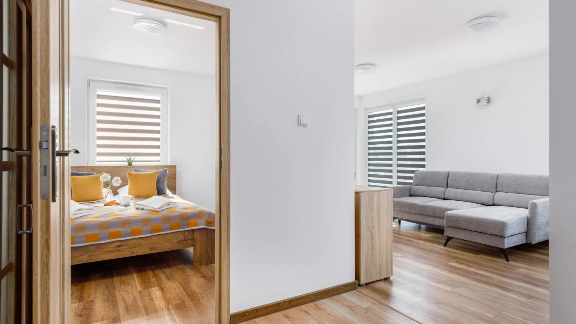 Coast Breeze Stylish Apartment By Noclegi Renters Kolobrzeg