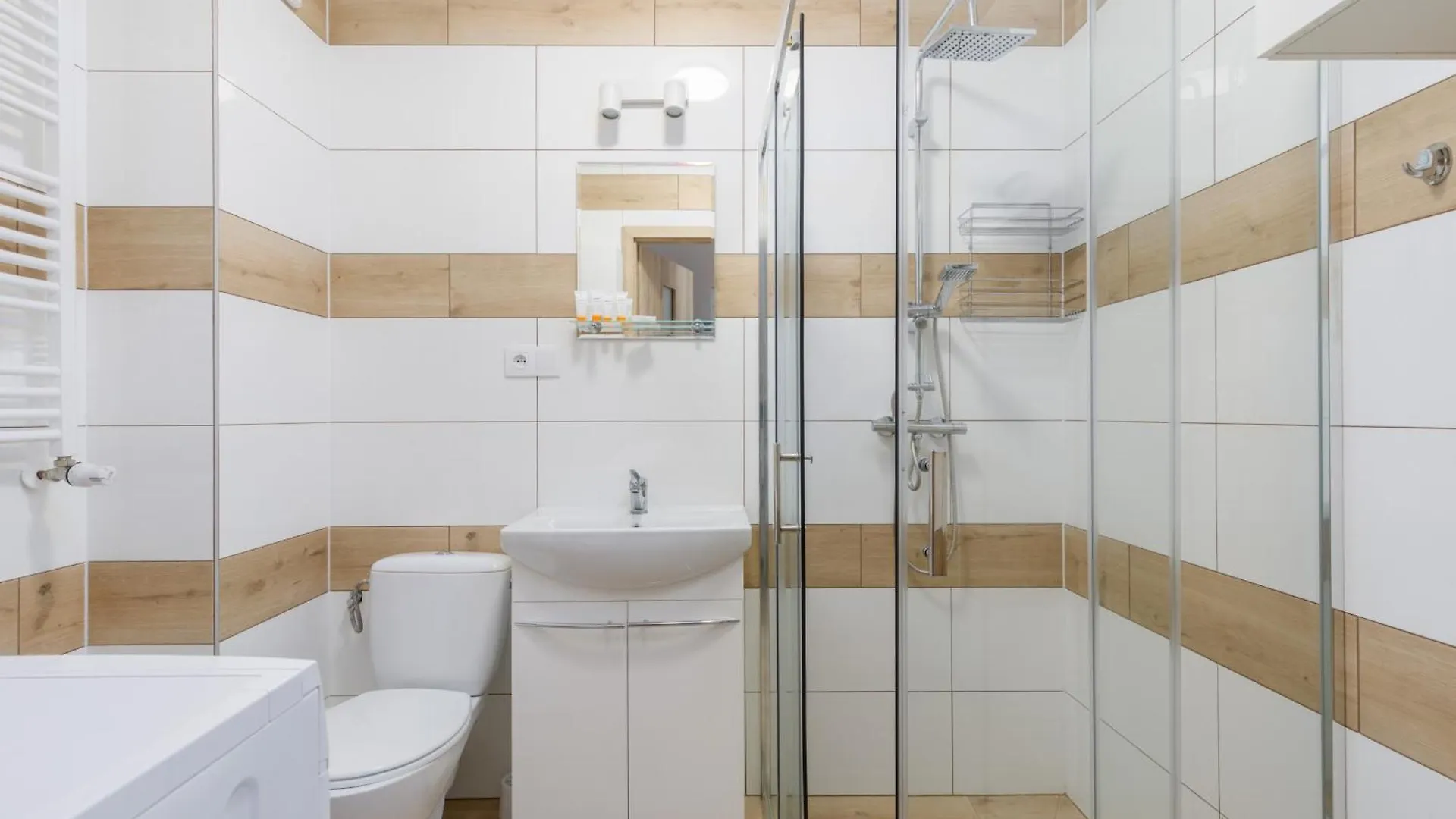 Coast Breeze Stylish Apartment By Noclegi Renters Kolobrzeg